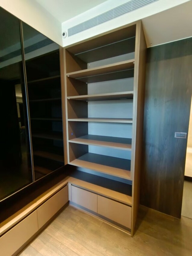 高雄系統櫃推薦【九十度系統家具】系統家具也有精品櫃質感!鏡面