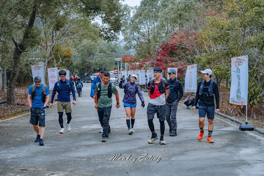 【苗栗泰安】水雲三星之首-虎山｜號稱中級山的大霸尖山，登山攻略。停車資訊 - 貪吃猴的幻想