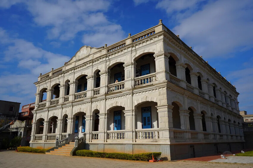 金門縣金湖鎮陳景蘭洋樓｜金門規模最大之洋樓，金門必訪景點