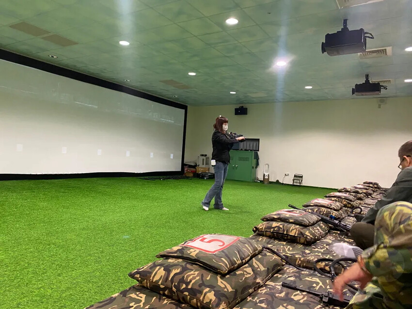 后麟步槍模擬射擊館|體驗模擬射擊,金門最夯景點,穿上米彩服打靶囉!!