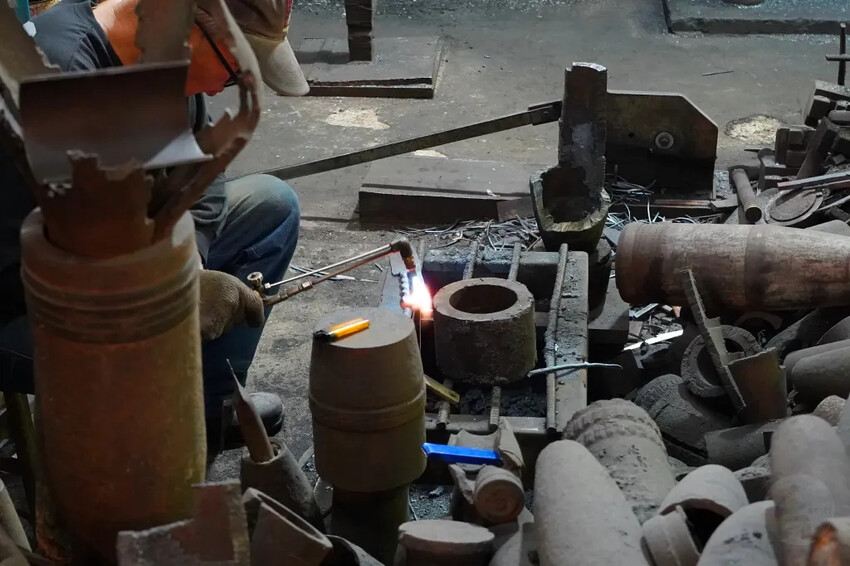 金門縣金寧鄉金合利鋼刀觀光工廠｜金門鋼刀金工體驗，來敲敲打打吧!