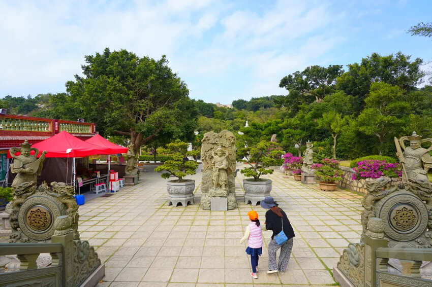 金門海印寺|太武山上宋朝的古剎,安心石下藏龍脈走過八百年的寺廟