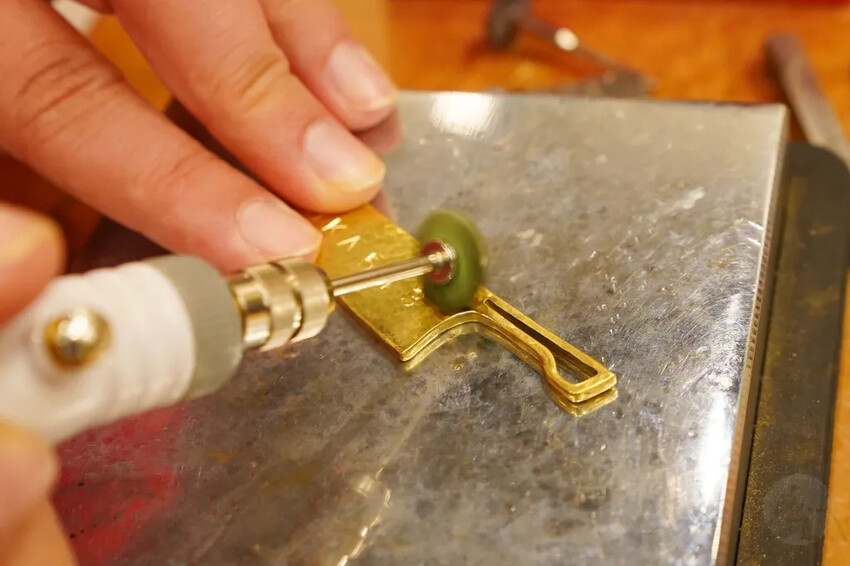 金門縣金寧鄉金合利鋼刀觀光工廠｜金門鋼刀金工體驗，來敲敲打打吧!