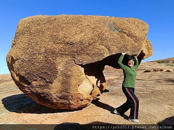 西澳景點/波浪岩Wave Rock登高望遠 西澳景點/波浪岩Wave Rock登高望遠