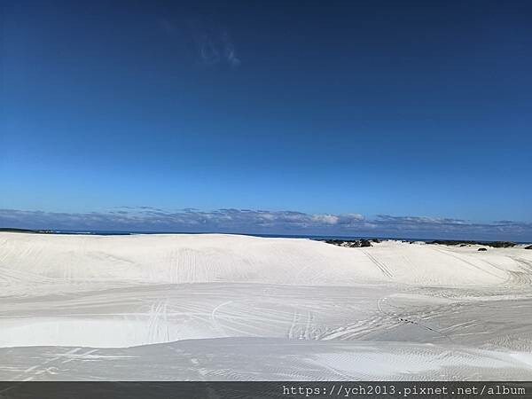 西澳旅遊／蘭斯林滑沙／大膽挑戰潔白細沙上快速下滑