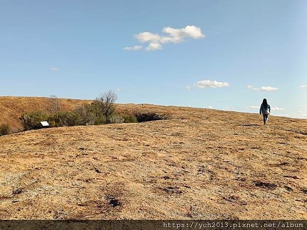 西澳景點/波浪岩Wave Rock登高望遠 西澳景點/波浪岩Wave Rock登高望遠