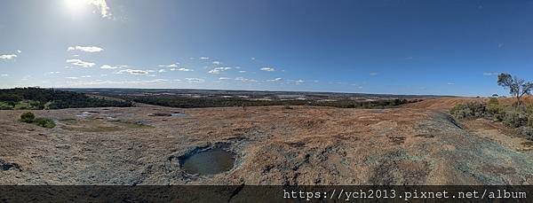 西澳景點/波浪岩Wave Rock登高望遠 西澳景點/波浪岩Wave Rock登高望遠