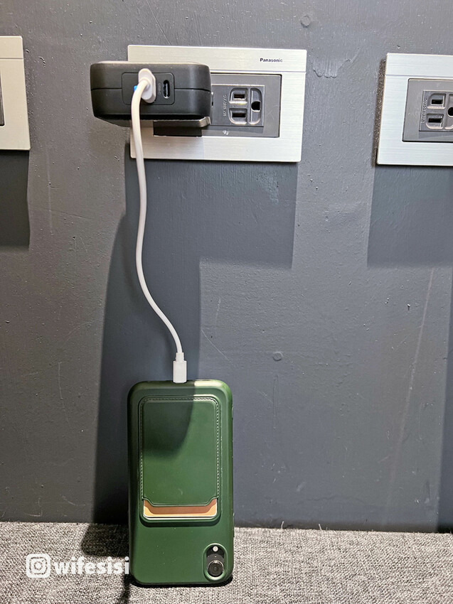 Targus PowerElite充電轉換器7.jpg