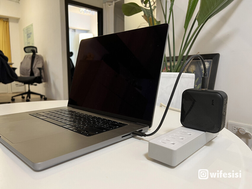 Targus PowerElite充電轉換器8.jpg