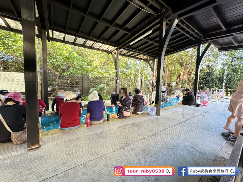 【北投景點】泉源公園溫泉泡腳池，免費足湯，半戶外式的環境，空