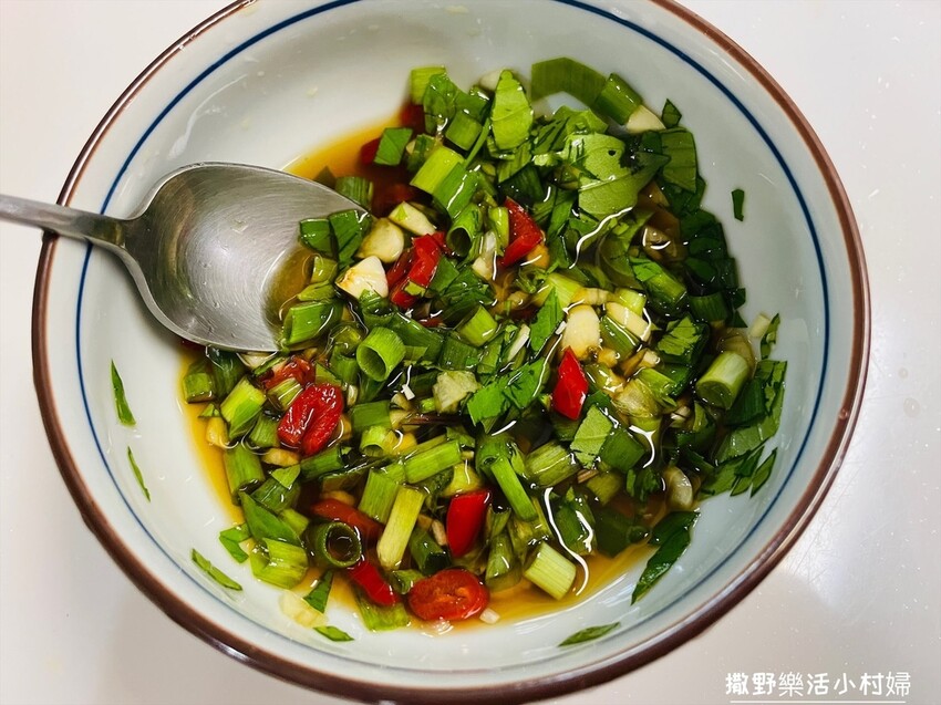 食譜分享》台式酸辣檸檬魚｜清爽開胃的電鍋料理，步驟簡單快速上