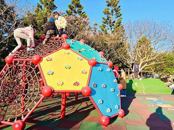 ★桃園●大溪 *埔頂公園* 優美大草皮一起放風趣🪁一次玩三個