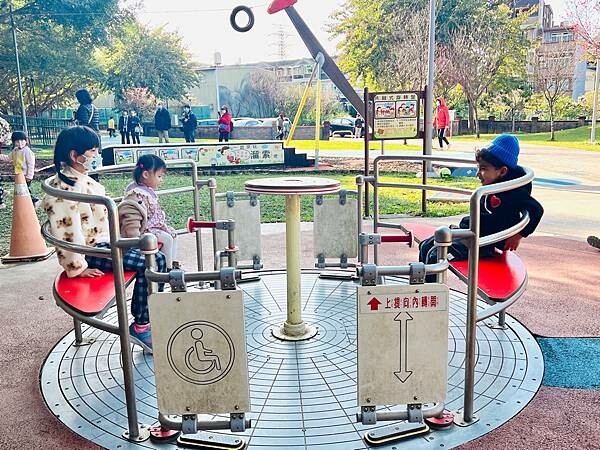 ★桃園●大溪 *埔頂公園* 優美大草皮一起放風趣🪁一次玩三個