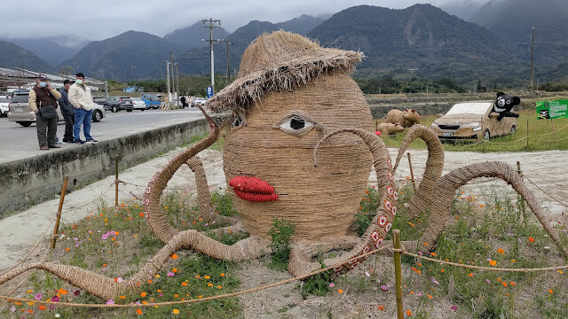 富里花海景觀區 - 愛美章魚妹 - 姆拉丁 (萬寧社區) 富里花海景觀區 - 愛美章魚妹 - 姆拉丁 (萬寧社區)