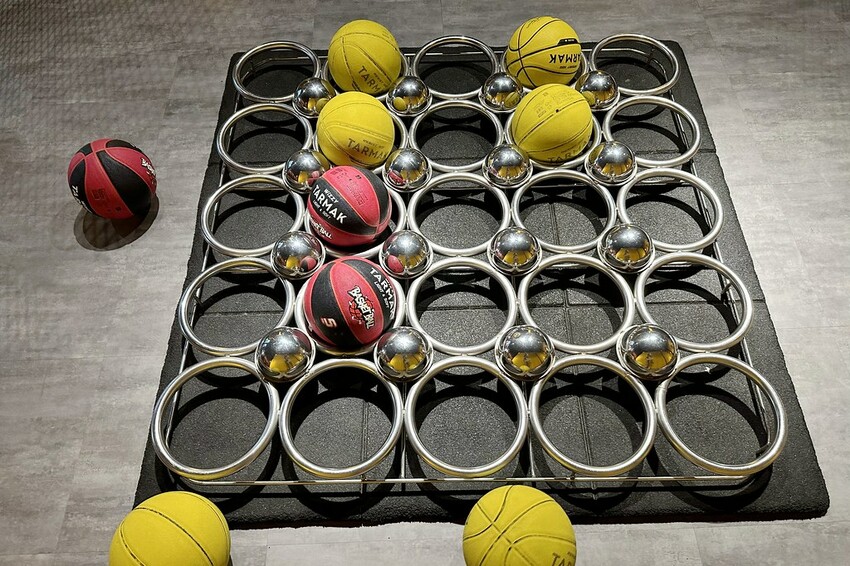 宜蘭縣蘇澳鎮宜蘭縣蘇澳｜♥歪歪球 Wild Wild Ball♥宜蘭最新室內親子景點.四大關卡八種創意球類玩法顛覆你對球類的刻板印