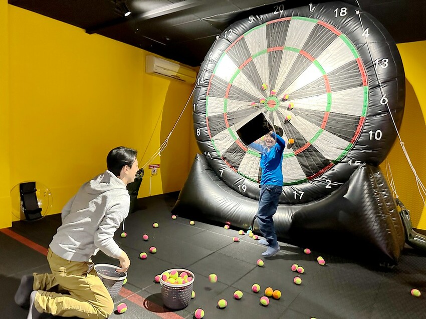 宜蘭縣蘇澳鎮宜蘭縣蘇澳｜♥歪歪球 Wild Wild Ball♥宜蘭最新室內親子景點.四大關卡八種創意球類玩法顛覆你對球類的刻板印