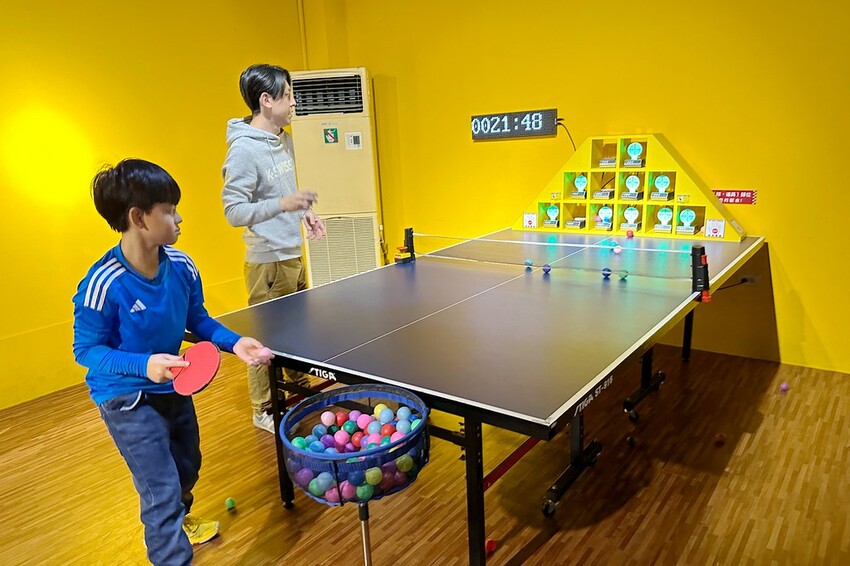 宜蘭縣蘇澳鎮宜蘭縣蘇澳｜♥歪歪球 Wild Wild Ball♥宜蘭最新室內親子景點.四大關卡八種創意球類玩法顛覆你對球類的刻板印