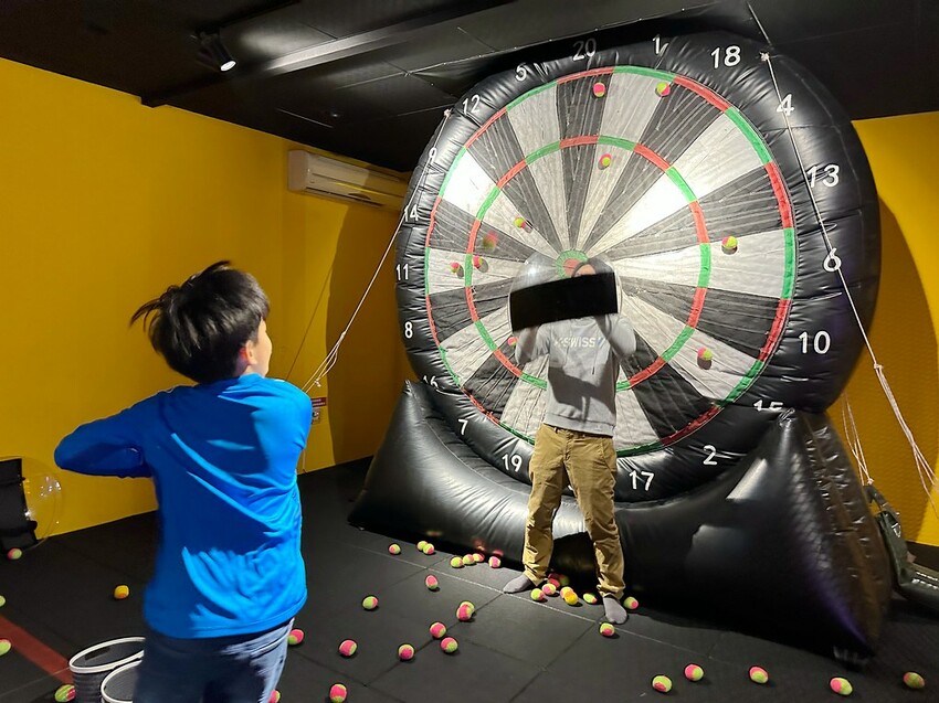 宜蘭縣蘇澳鎮宜蘭縣蘇澳｜♥歪歪球 Wild Wild Ball♥宜蘭最新室內親子景點.四大關卡八種創意球類玩法顛覆你對球類的刻板印