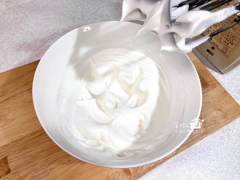 烘焙筆記│牛蕃茄輕乳酪派，酒香風味的蕃茄果乾共奏的濃郁起司味道