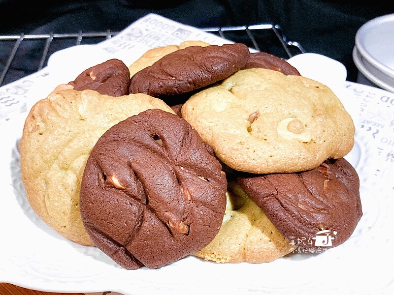 烘焙筆記│手工餅乾(巧克力與抹茶)，