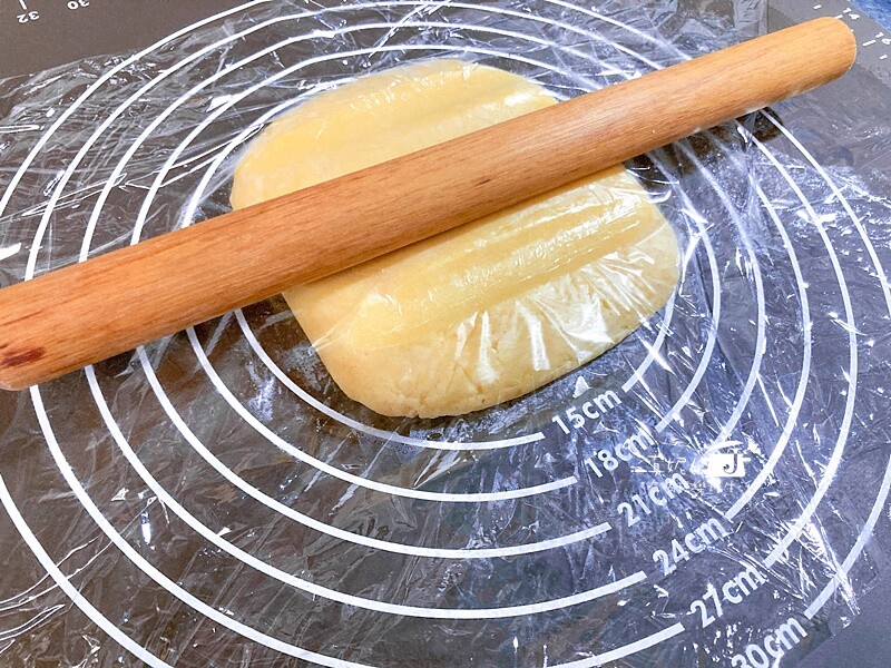 烘焙筆記│牛蕃茄輕乳酪派，酒香風味的蕃茄果乾共奏的濃郁起司味道