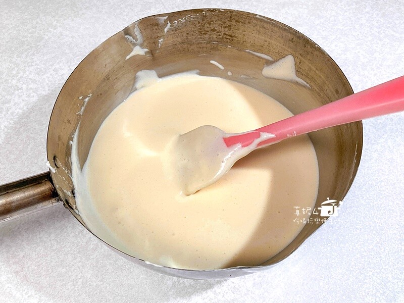 烘焙筆記│牛蕃茄輕乳酪派，酒香風味的蕃茄果乾共奏的濃郁起司味道