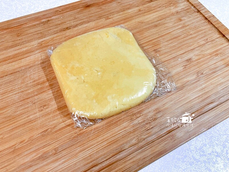 烘焙筆記│牛蕃茄輕乳酪派，酒香風味的蕃茄果乾共奏的濃郁起司味道