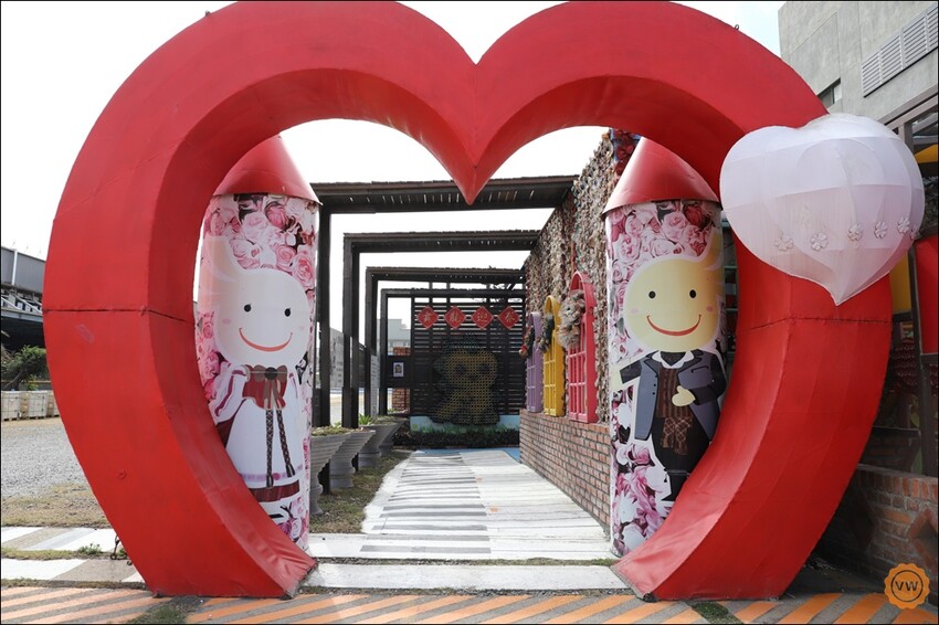 彰化縣鹿港鎮彰化旅遊│鹿港景點│免門票親子一日遊推薦:緞帶王觀光工廠