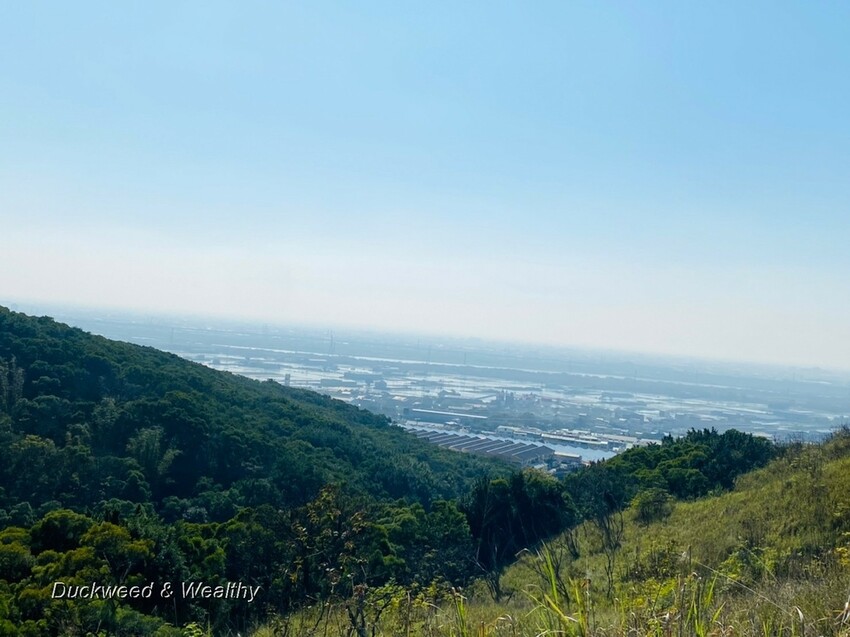 台中市大肚區【台中景點】大肚山萬里長城登山步道|林蔭舒適坡度好走|親子共遊友善步道推薦|