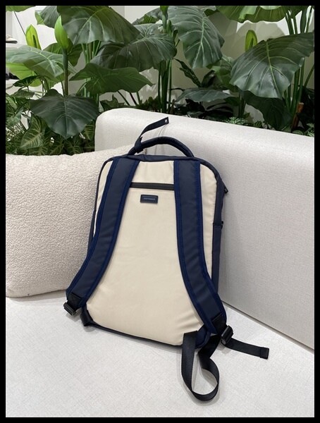 【輕薄電腦包分享/美型電腦包開箱】【100Thinks百思優