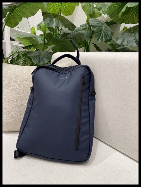 【輕薄電腦包分享/美型電腦包開箱】【100Thinks百思優