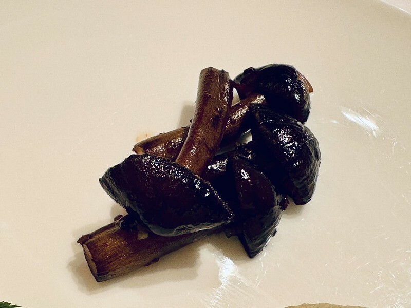 澳門澳門米其林二星|永利軒Wing Lei餐桌上的節氣美味與相互輝映的功夫茶,味蕾滿足又舒服。(澳門美食/澳門旅