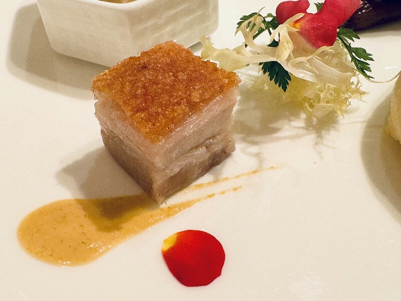 澳門澳門米其林二星|永利軒Wing Lei餐桌上的節氣美味與相互輝映的功夫茶,味蕾滿足又舒服。(澳門美食/澳門旅