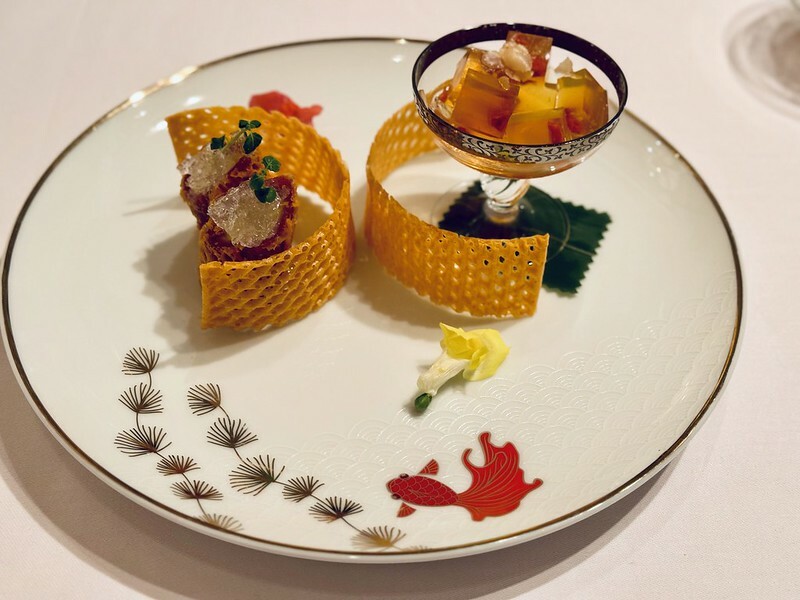 澳門澳門米其林二星|永利軒Wing Lei餐桌上的節氣美味與相互輝映的功夫茶,味蕾滿足又舒服。(澳門美食/澳門旅