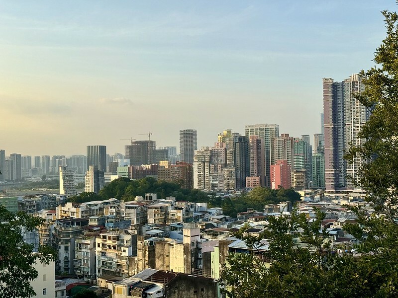 澳門澳門旅遊｜散步看景，享受澳門的異國風情；大砲台、大砲台迴廊、澳門博物館、瘋堂斜巷、望德聖母堂、聖味基