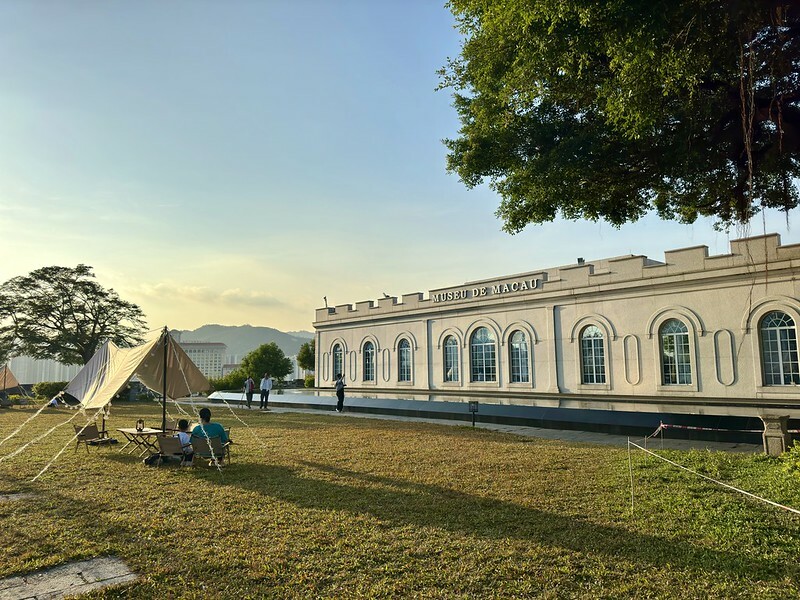 澳門澳門旅遊｜散步看景，享受澳門的異國風情；大砲台、大砲台迴廊、澳門博物館、瘋堂斜巷、望德聖母堂、聖味基