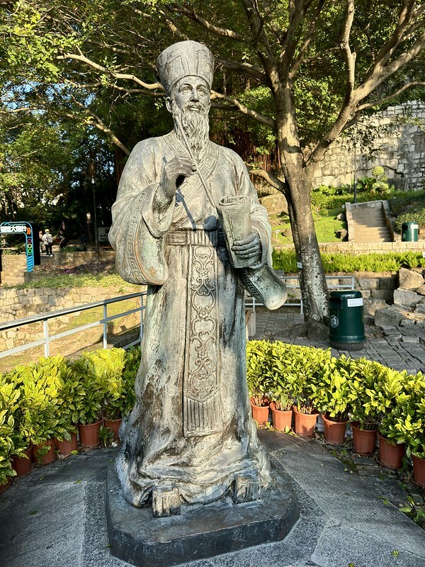 澳門澳門旅遊｜散步看景，享受澳門的異國風情；大砲台、大砲台迴廊、澳門博物館、瘋堂斜巷、望德聖母堂、聖味基