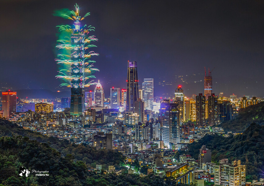 台北市信義區【101跨年煙火】拍攝點‧觀賞地點│四獸山‧象山‧虎山‧南港山‧碧山巖‧烘爐地‧劍潭山‧老地方觀機平台‧信義區‧惠