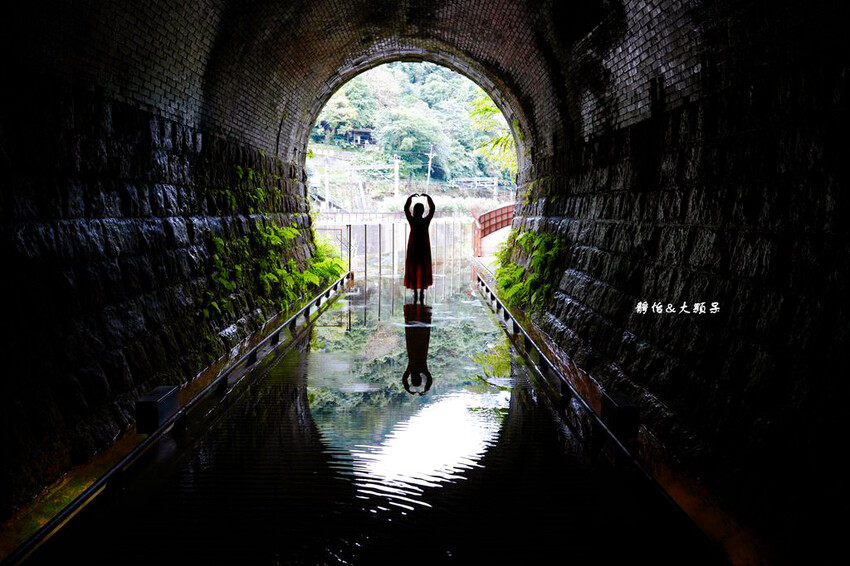 三貂嶺生態友善隧道 ❙ 封閉30年神秘百年隧道，鏡面水池倒影