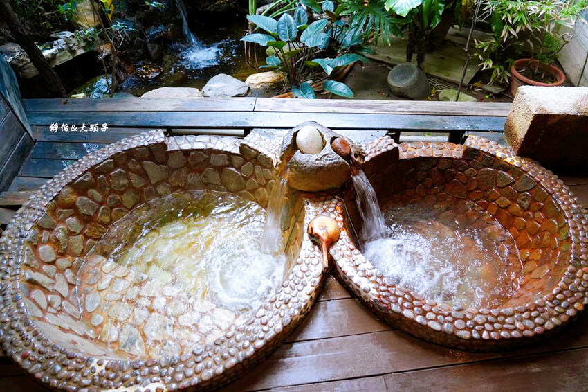 舊金山總督溫泉 ❙ 半露天北海風情湯屋，可兩大兩小泡湯，金山