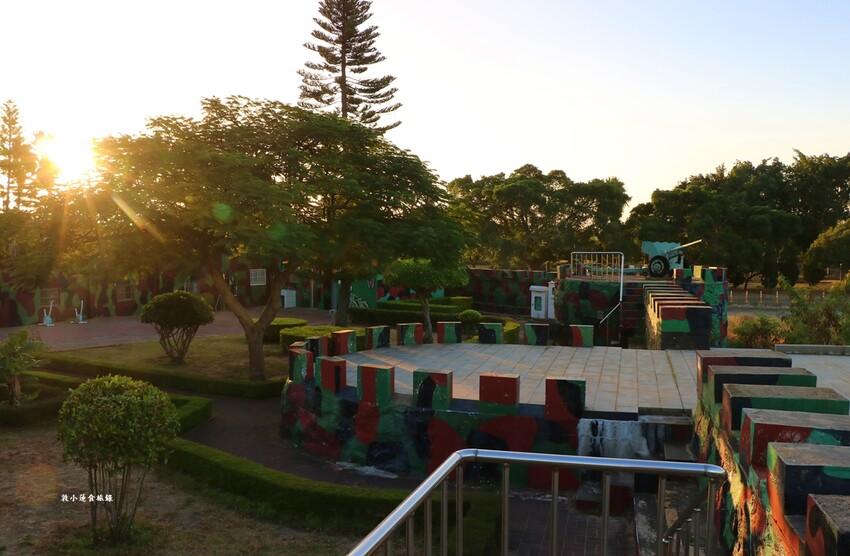 雄獅堡‧昔日軍事碉堡,今日的金門縣老人權益促進會,拍攝金門大橋的第一選擇 - 敦 小 蓮の食旅錄