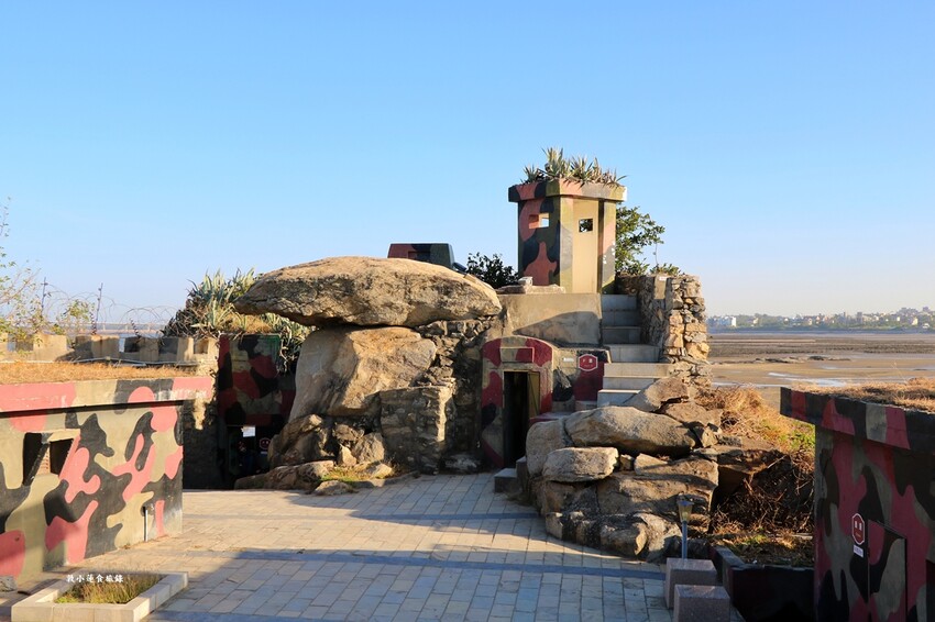 建功嶼‧金門必去的摩西分海，只有退潮時才能進入的戰地島嶼 - 敦 小 蓮の食旅錄