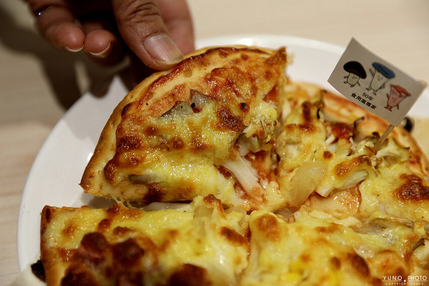 南投縣埔里鎮獨家口味自己動手做！現採菇菇PIZZA DIY 就是要邊吃邊玩最過癮