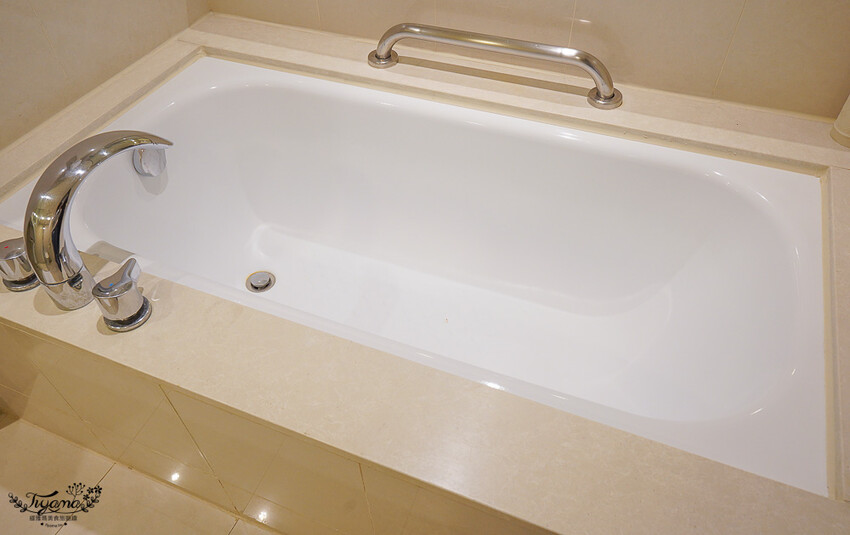 南投日月潭住宿。日月潭大淶閣飯店一泊二食:水社碼頭湖景客房,免費腳踏車遊向山遊客中心 @緹雅瑪 美食旅遊趣