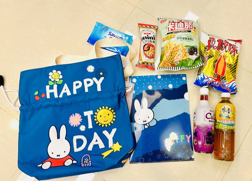 2023年7-ELEVEN聖誕禮物福袋/聖誕節交換禮物推薦!提早慶新年!7-11新年福袋前部曲/7款卡通聯名-史努比/Hello