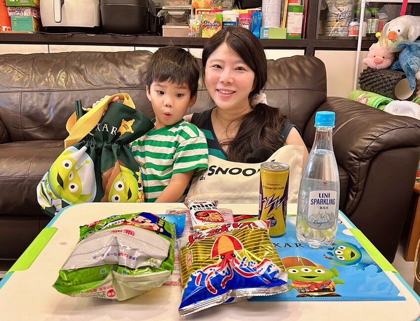 2023年7-ELEVEN聖誕禮物福袋/聖誕節交換禮物推薦!提早慶新年!7-11新年福袋前部曲/7款卡通聯名-史努比/Hello