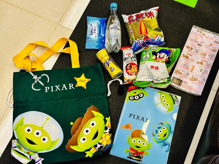 2023年7-ELEVEN聖誕禮物福袋/聖誕節交換禮物推薦!提早慶新年!7-11新年福袋前部曲/7款卡通聯名-史努比/Hello