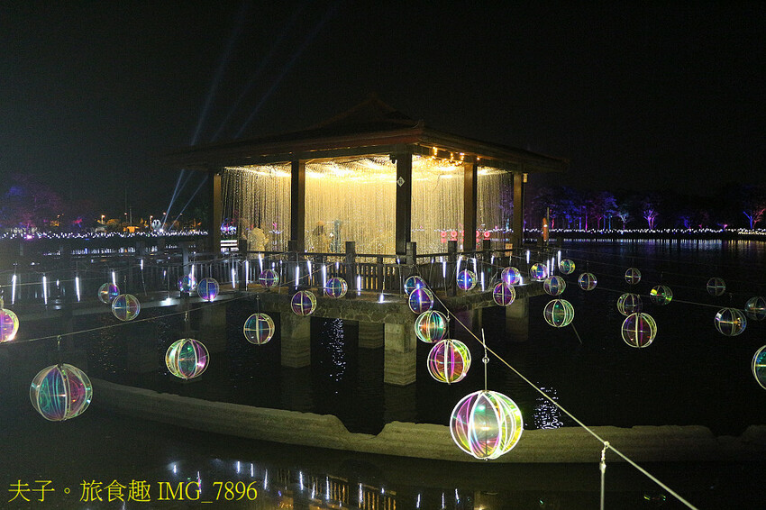 新營波光節 點亮天鵝湖心漣漪 新營波光節 點亮天鵝湖心漣漪