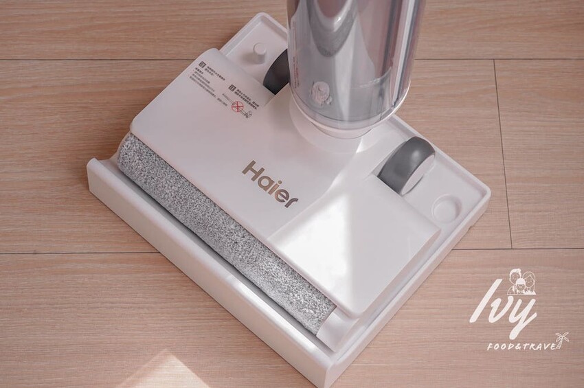 Haier海爾智慧洗地機W3 |最輕型洗地機推薦,同時吸拖還能自動清洗,加上獨創滾刷設計讓毛髮不纏繞,有小孩、毛孩家庭必備清潔神器! - 艾薇覓食趣