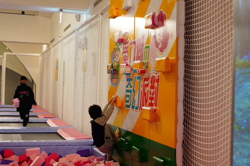 台中市西區追風奇幻島|台中金典愛力獅奇幻派對,遊樂設施大公開,門票價格懶人包